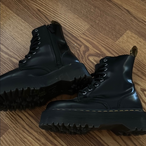 Black Platform Combat Boots Dr Martens - Picture 1 of 6